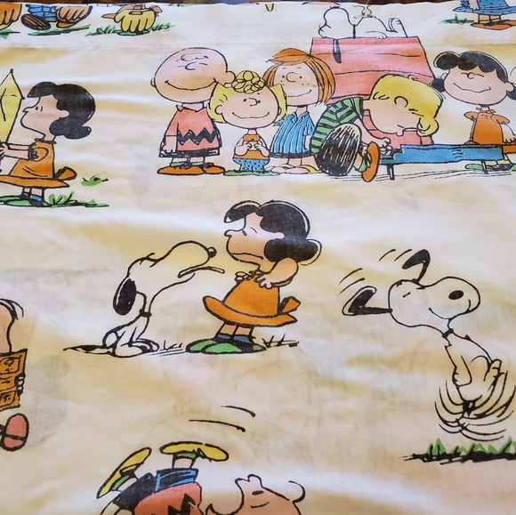 Vintage Charlie Brown Peanuts Flat Sheet 1966 - Picture 1 of 6